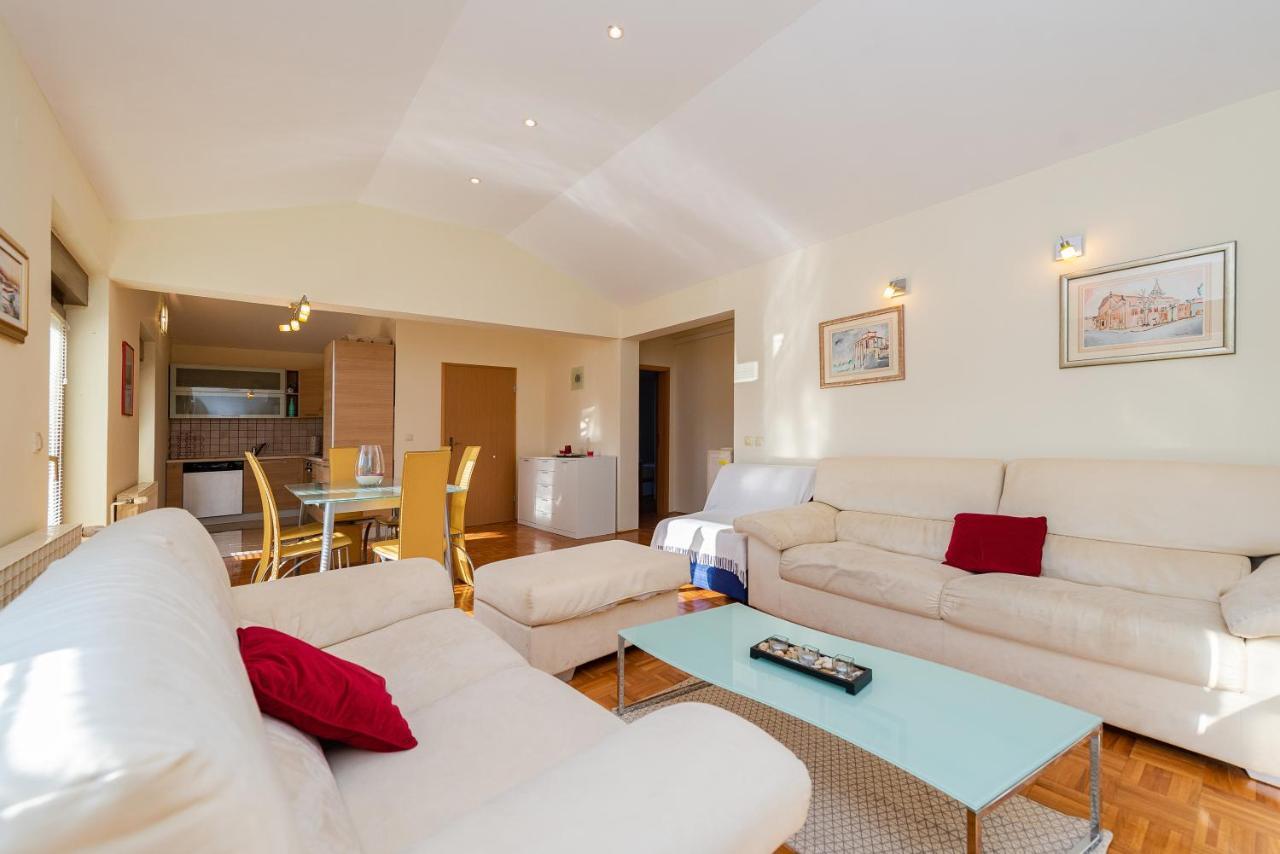 Vila Luna Apartments Zadar Eksteriør bilde